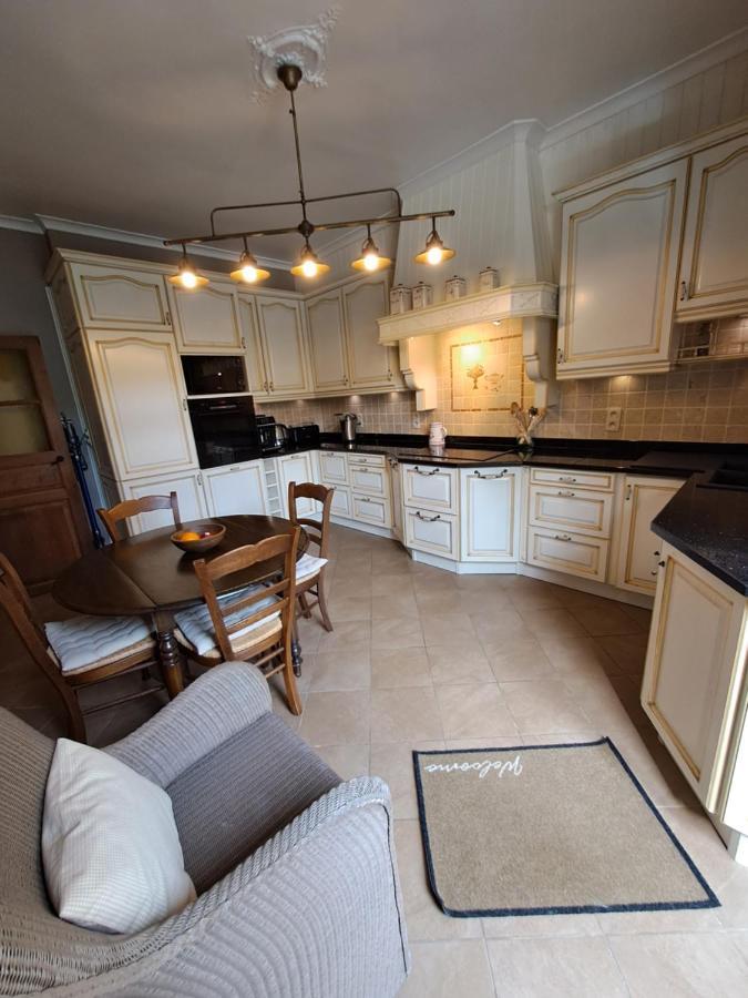 Gite L'Hote-Antique Bouillon Esterno foto