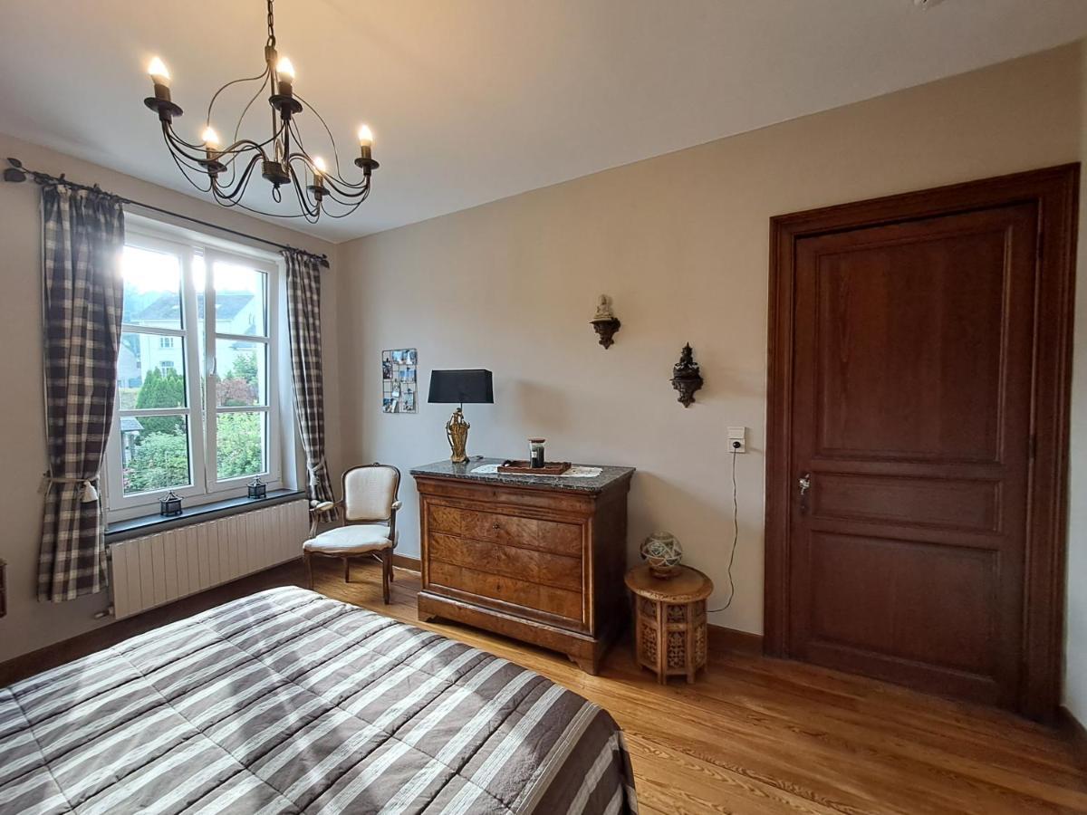 Gite L'Hote-Antique Bouillon Esterno foto